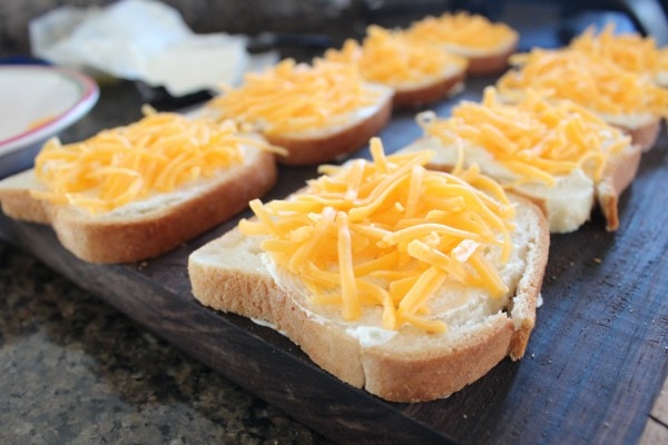 Gluten Free Jalapeño Popper Grilled Cheese Recipe