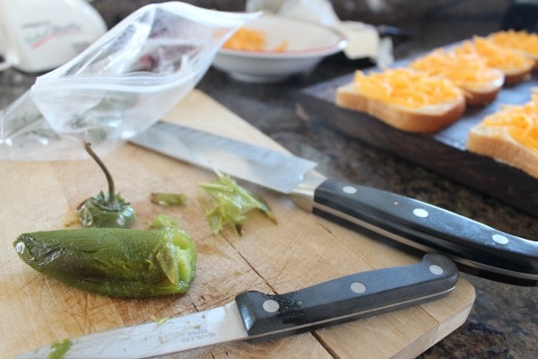 Gluten Free Jalapeño Popper Grilled Cheese Recipe