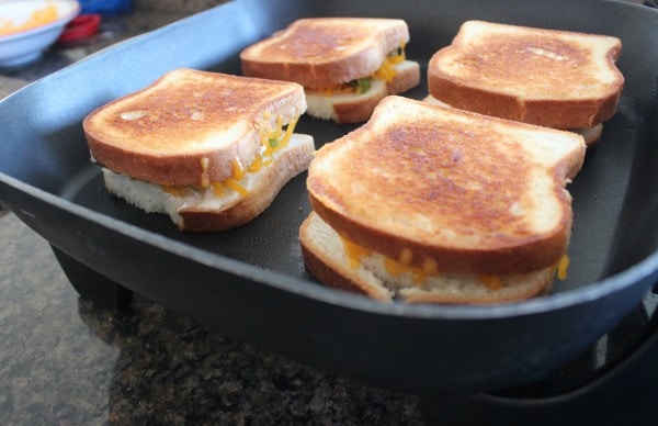 Gluten Free Jalapeño Popper Grilled Cheese Recipe
