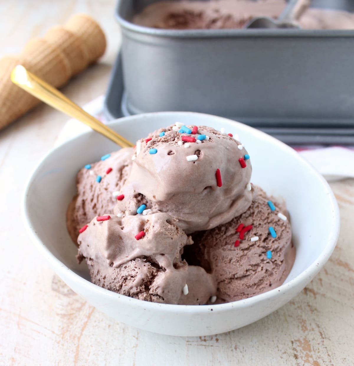 Easy Chocolate Ice Cream Recipe: How to Make It
