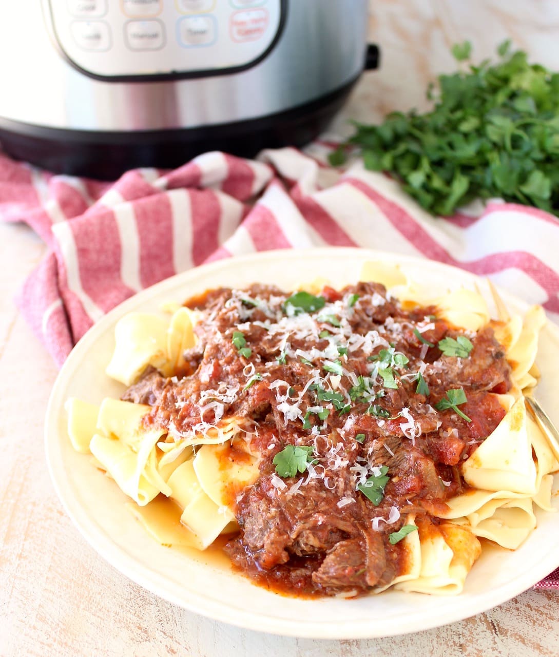 Beef ragu pressure cooker hot sale