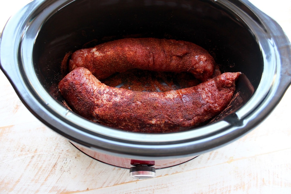 Testing out my new silicone crockpot liner with pork carnitas! 💥 Yall