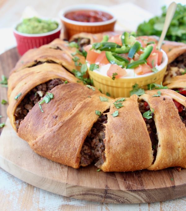 Easy Taco Ring Recipe with Crescent Rolls