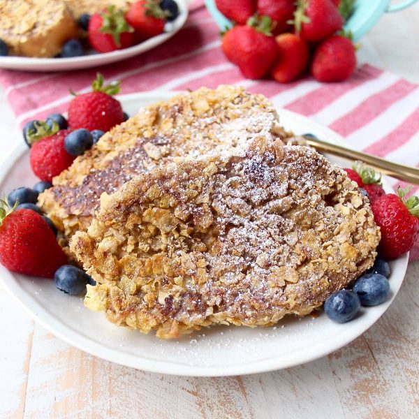 Cornflake crusted french toast is a delicious and easy breakfast recipe that takes traditional french toast and gives it a crispy twist!
