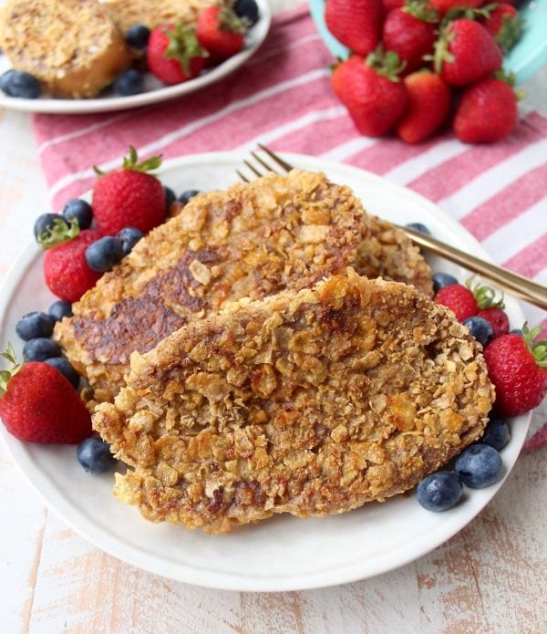 Cornflake crusted french toast is a delicious and easy breakfast recipe that takes traditional french toast and gives it a crispy twist!