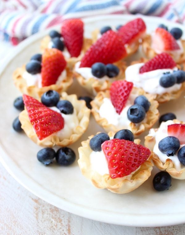 Berry Cream Fillo Baskets are a deliciously simple dessert, made in only 10 minutes, they're perfect for Memorial Day, 4th of July or Summer BBQ's! 