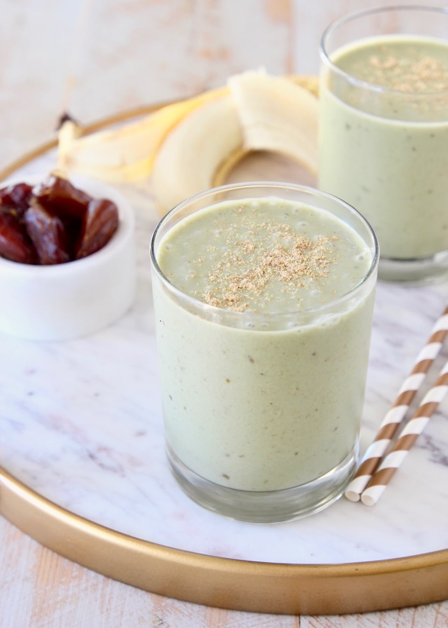 https://whitneybond.com/wp-content/uploads/2013/06/Banana-Protein-Shake-1.jpg