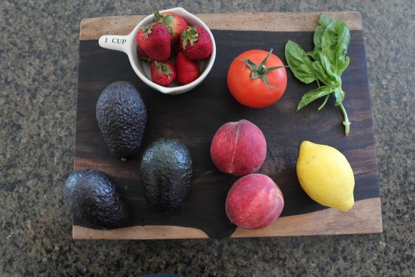 Strawberry Peach Guacamole Ingredients