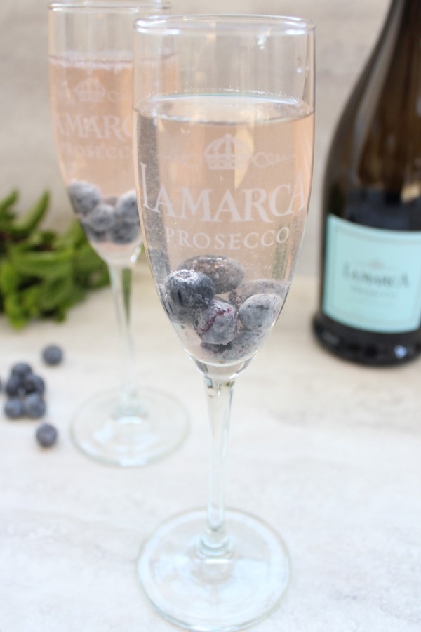 Blueberry Mint Prosecco Sparkler