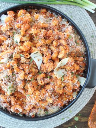 Roasted Red Pepper Baked Mac and Cheese