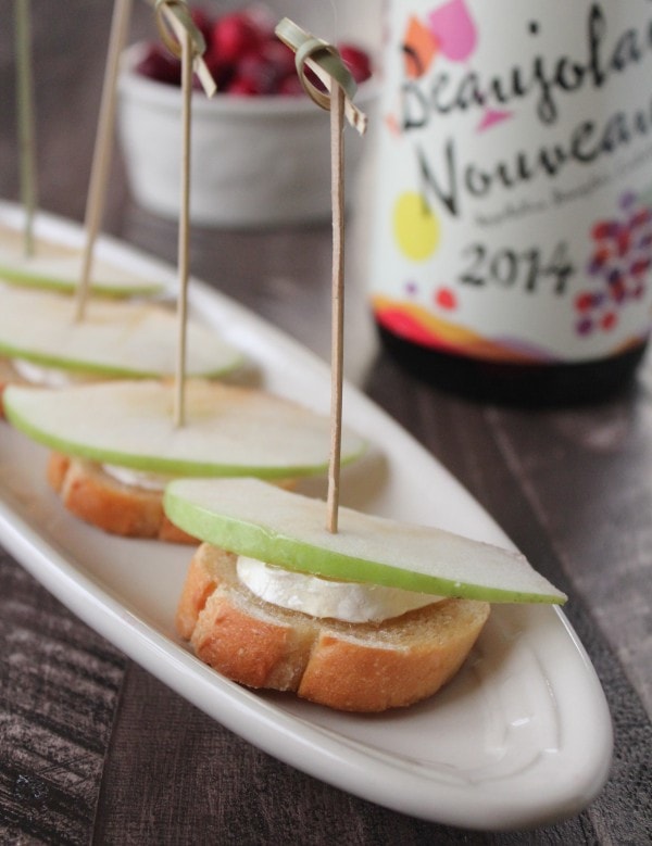 Apple Brie Crostini