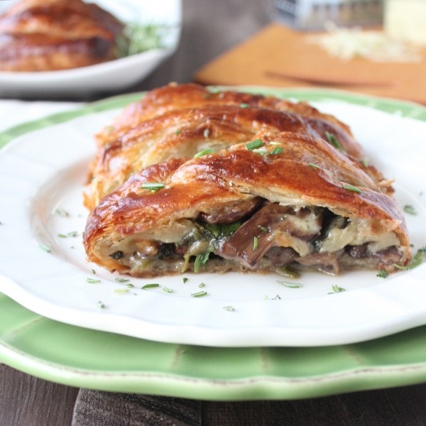 Cheesy Mushroom Spinach Puff Pastry Recipe