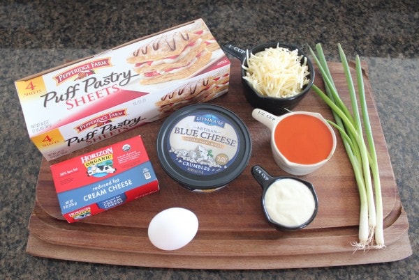 Buffalo Cheesy Puff Pastry Roll Ingredients