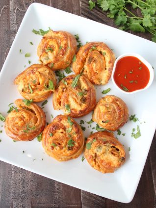 Buffalo Cheesy Rolls