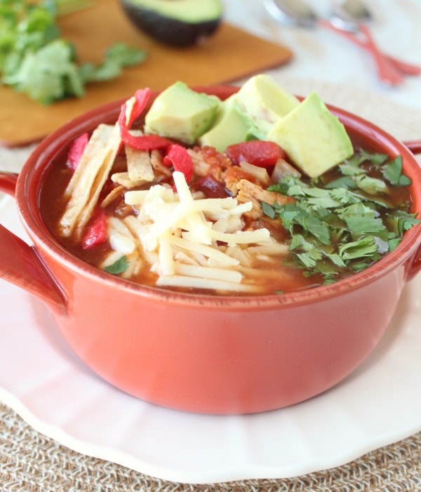 Slow Cooker Chipotle Chicken Tortilla Soup Recipe