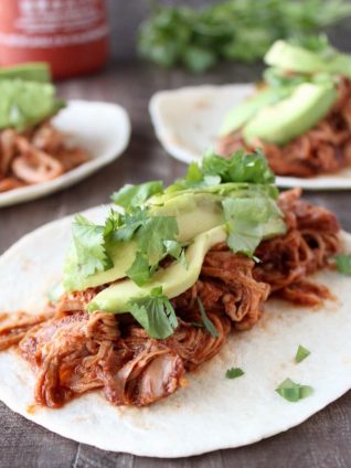 Slow Cooker Sriracha Honey Pulled Pork Tacos Recipe