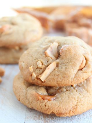 Salted Caramel Cashew Cookies Recipe