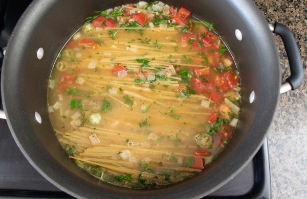 One Pot Tuscan Shrimp Scampi Pasta Recipe