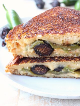 Roasted jalapeños, dried figs and spicy cheddar cheese are combined in this delicious, sweet and spicy, vegetarian jalapeno grilled cheese sandwich recipe!