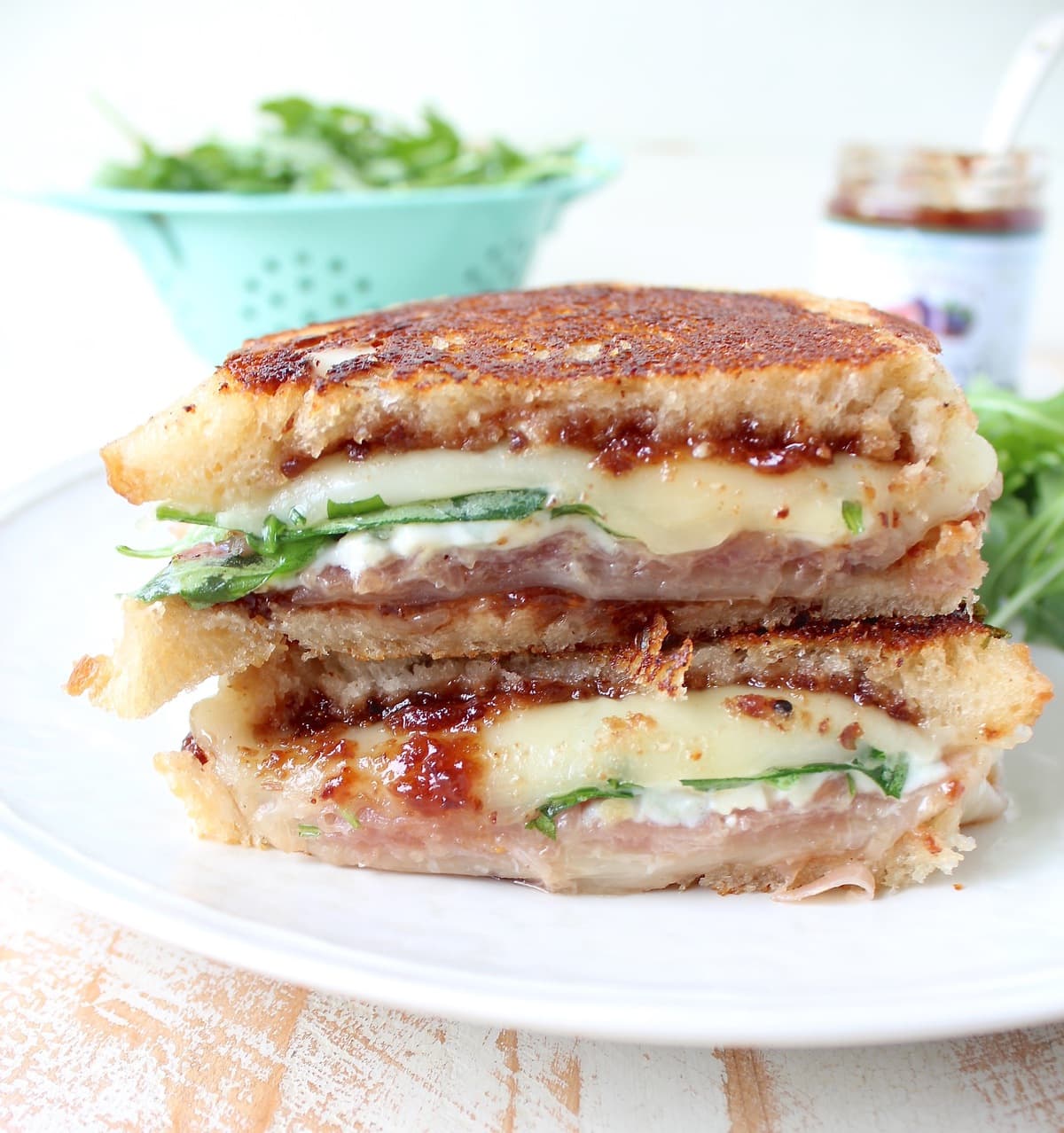 This Fig Grilled Cheese Sandwich recipe is filled with prosciutto, provolone, blue cheese, arugula & fig jam for a flavorful, delicious & filling sandwich!