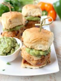 You're going to love these fajita meatball sliders on hawaiian rolls with pepper jack cheese & creamy guacamole! They're easy to make in under 30 minutes!