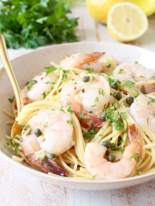 In just one pot and 20 minutes, whip up this delicious shrimp piccata pasta cooked in a scrumptious lemony, garlic, white wine sauce!