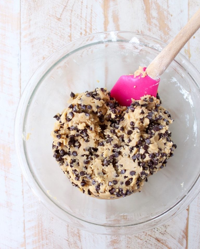 Chocolate Chip Cookie Cups with Nutella