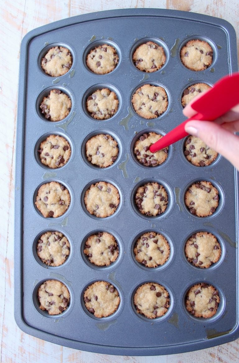Chocolate Chip Cookie Cups with Nutella