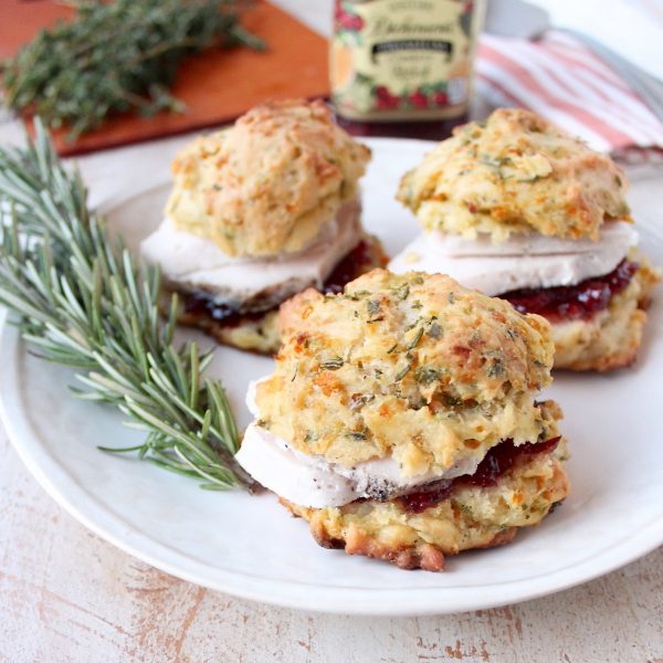 Satisfy your stuffing cravings anytime of the year with this quick & easy stuffing biscuit recipe, perfect for breakfast or making turkey sliders with Thanksgiving leftovers!