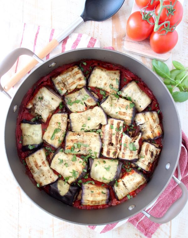 Italian seasoned ground turkey and mushrooms fill these delicious eggplant roll ups, baked in a flavorful tomato sauce. This recipe is gluten free, dairy free and Whole30 compliant!