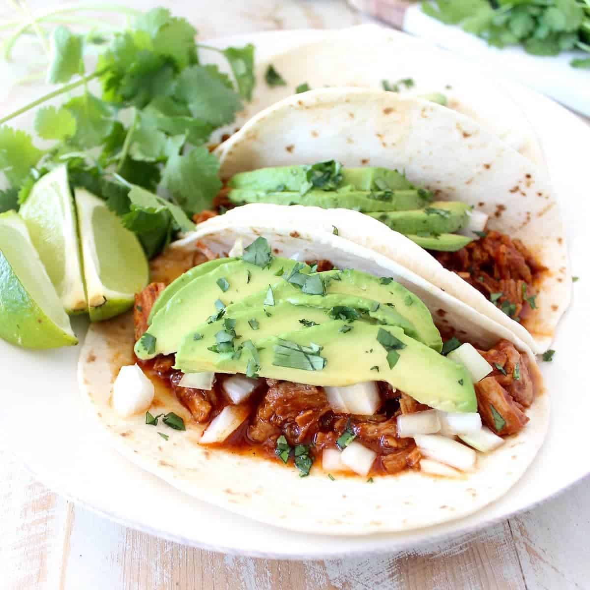 Instant Pot Sriracha Pulled Pork Tacos