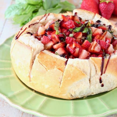 Strawberry Balsamic Baked Brie Bread Bowl Recipe