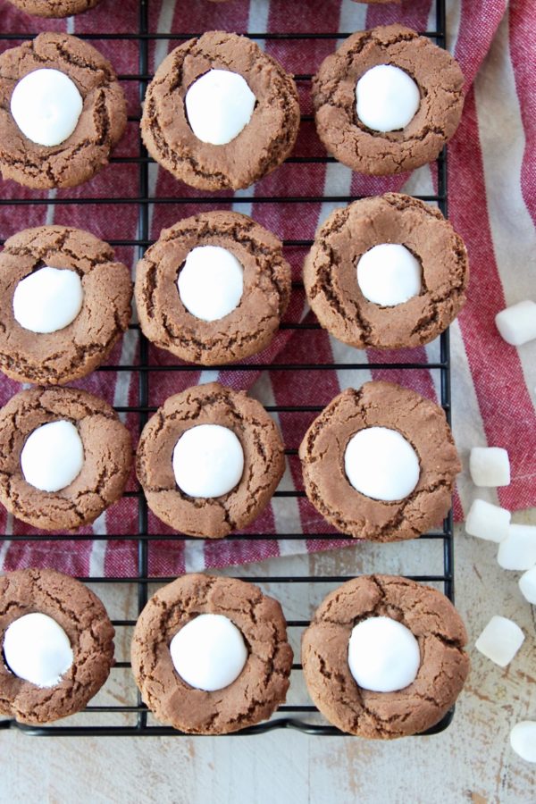 Chocolate Cookie Cups with Marshmallow Creme - WhitneyBond.com