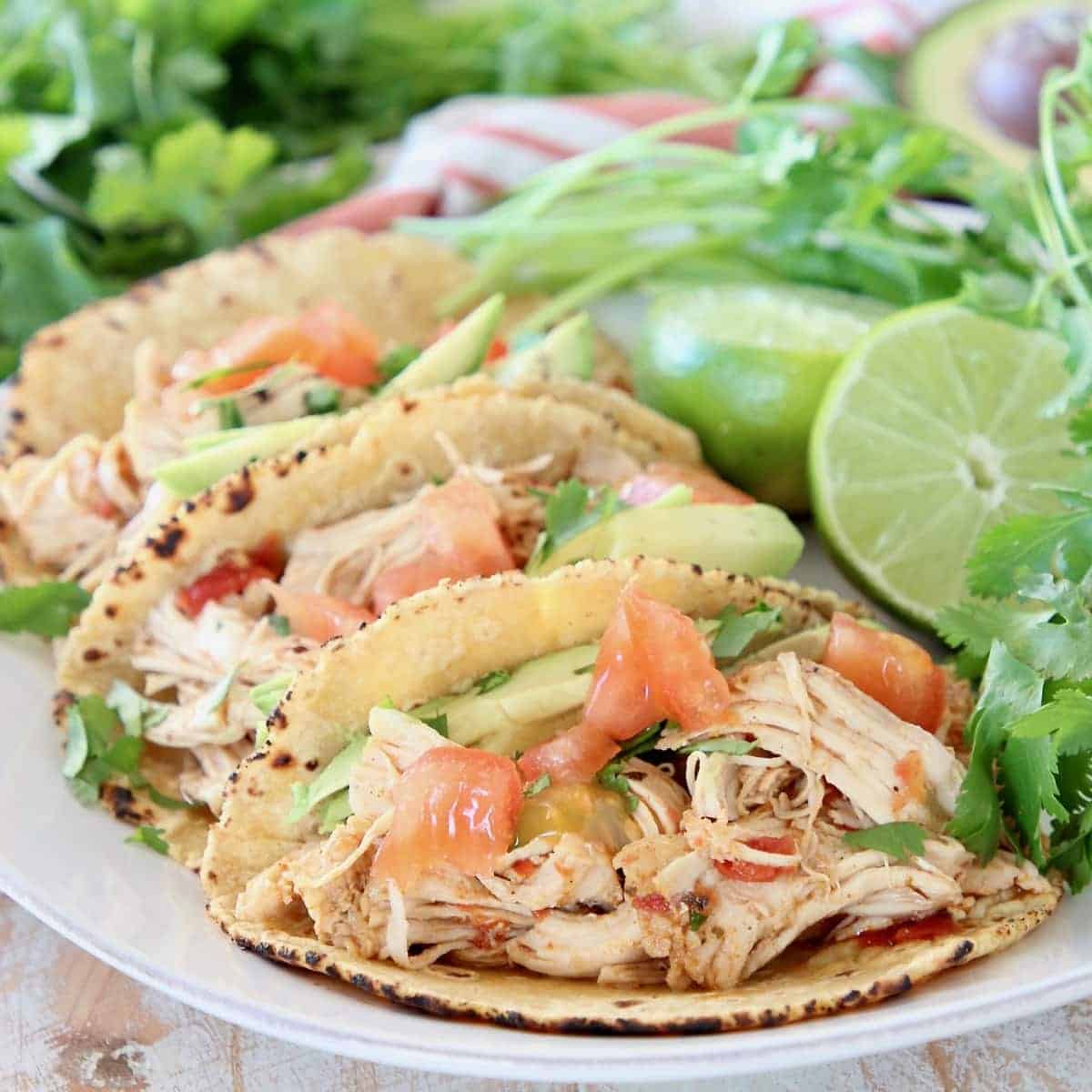 Pressure cooker chipotle discount honey chicken tacos