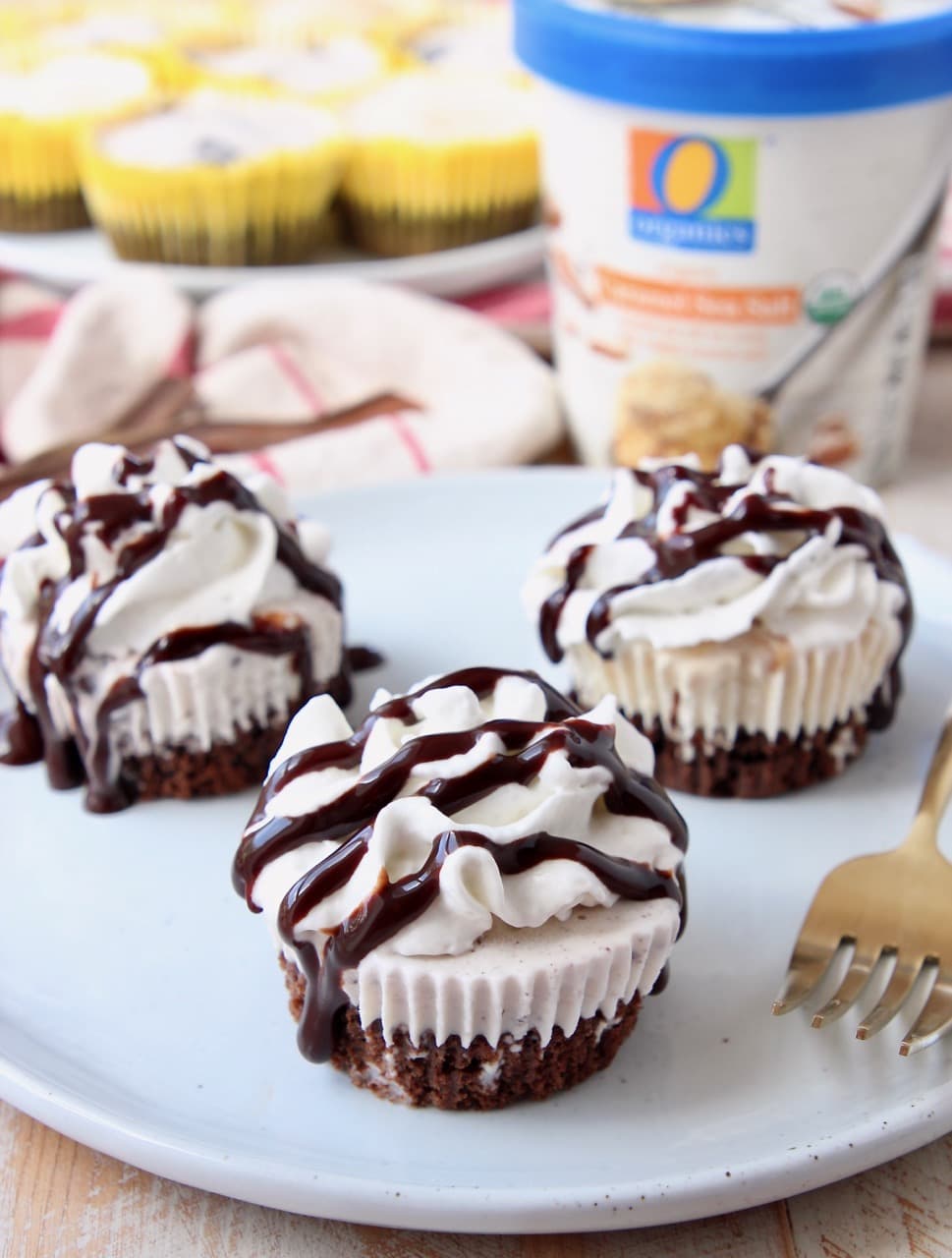 Mini ice cream cakes on plate with gold and white fork