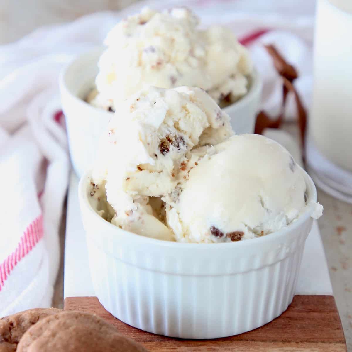 https://whitneybond.com/wp-content/uploads/2020/12/milk-and-cookies-ice-cream-3.jpg
