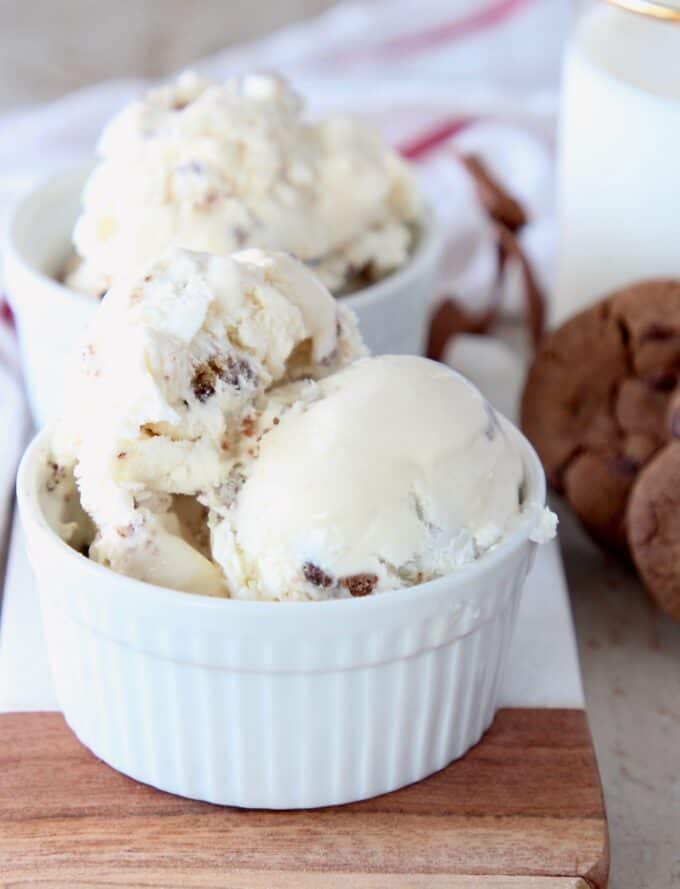 scoops of ice cream in small white bowls