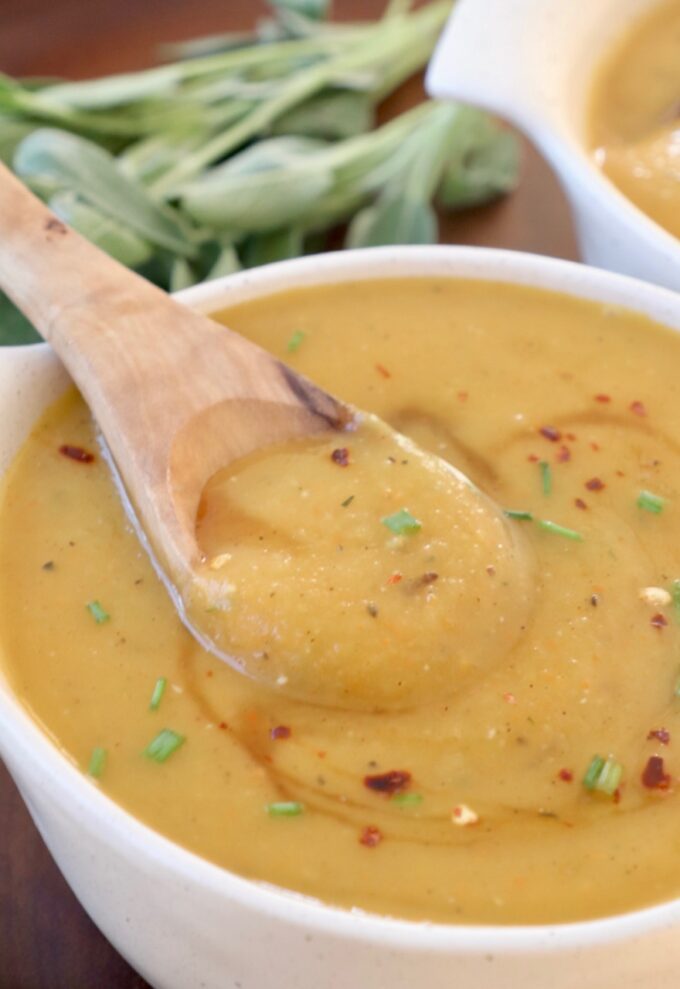 Acorn Squash Soup Recipe (Easy and Vegan)