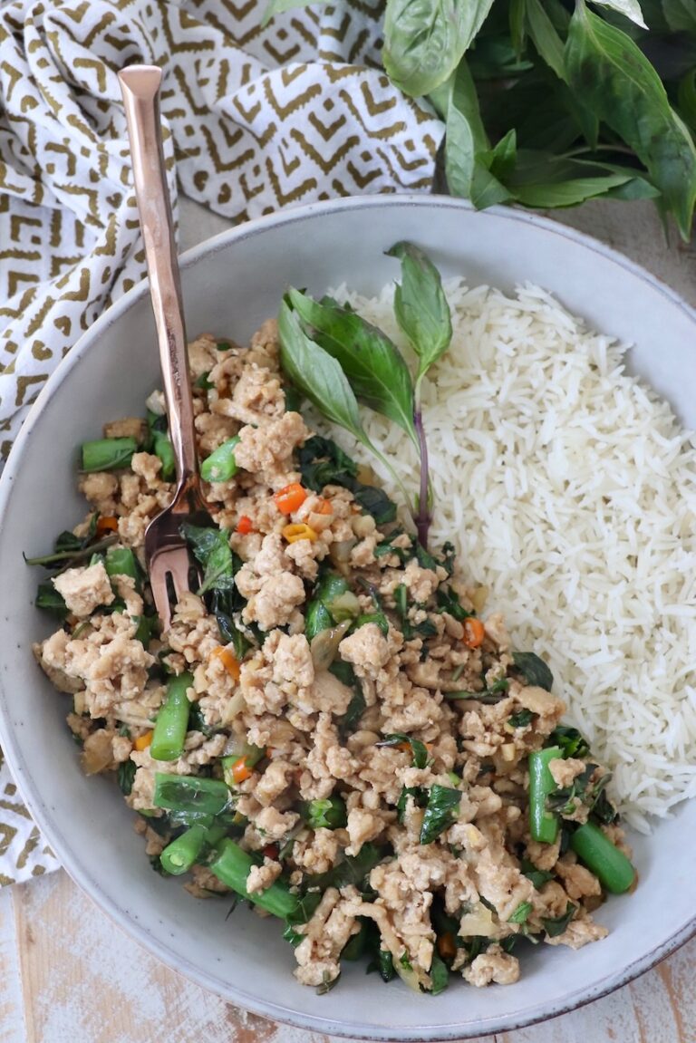 Easy Thai Basil Chicken Recipe (Pad Krapow Gai)