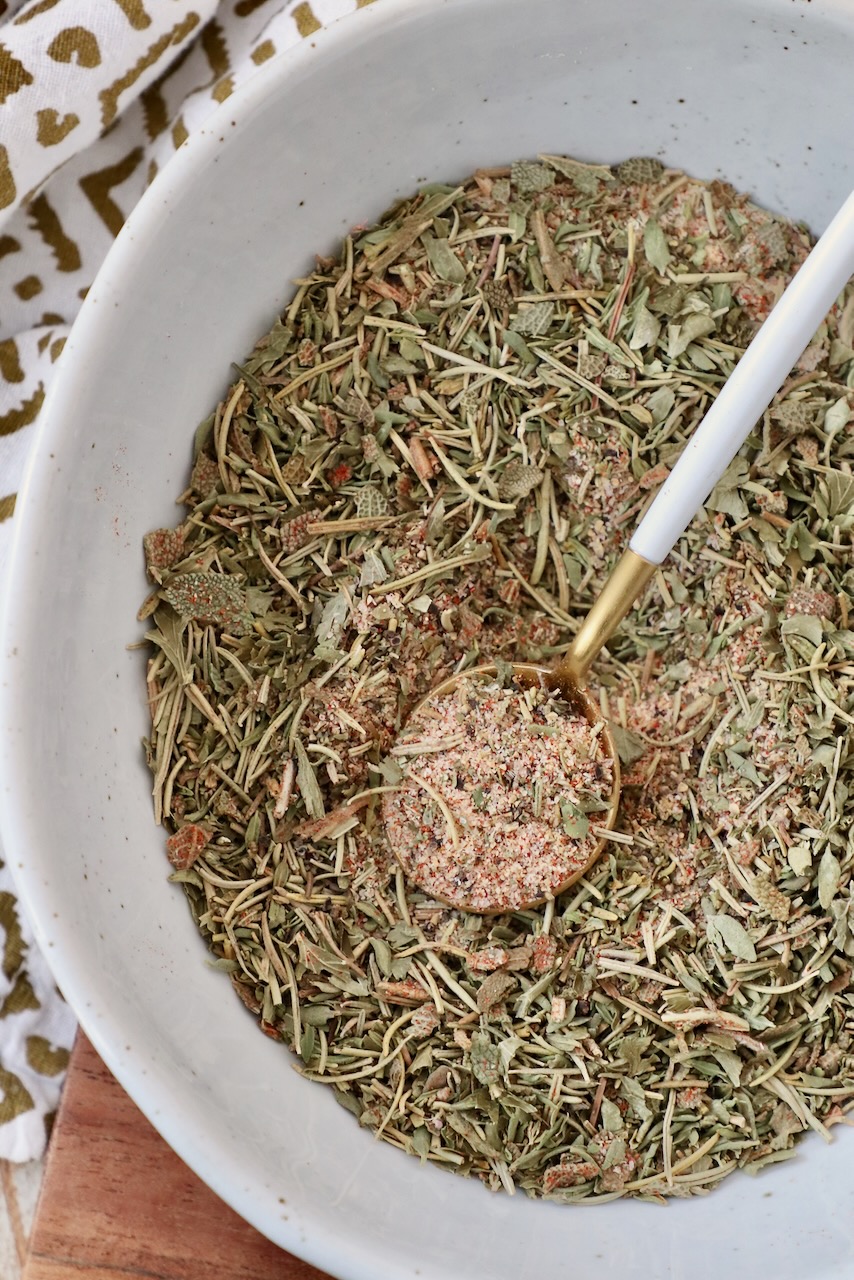 turkey seasoning in bowl with small spoon