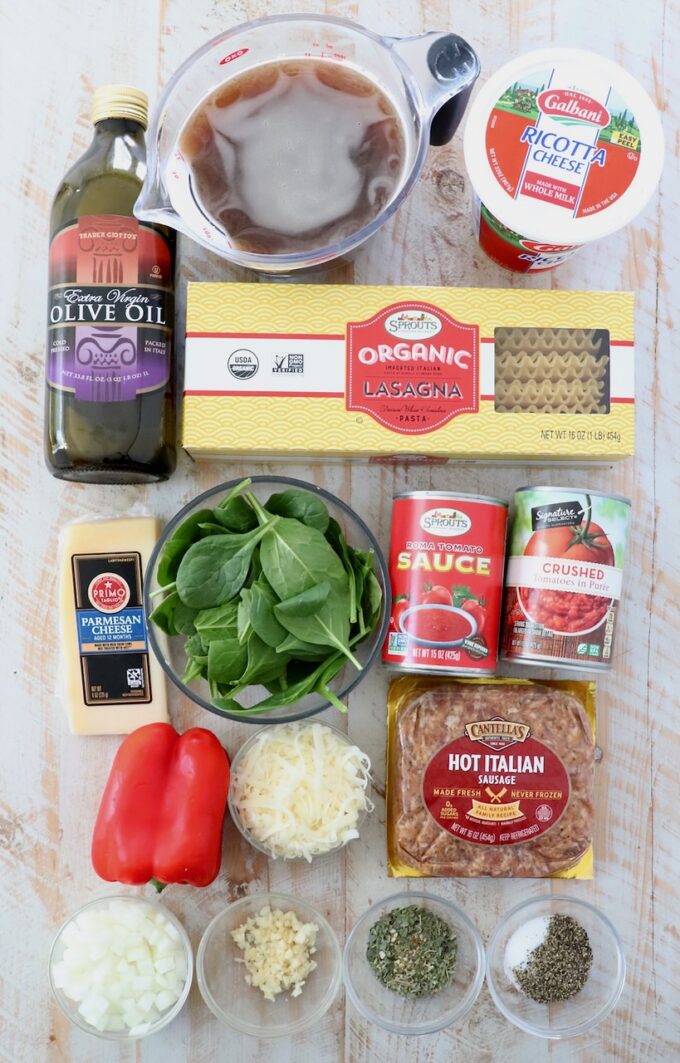 Easy Lasagna Soup Recipe (Crockpot or Stove)