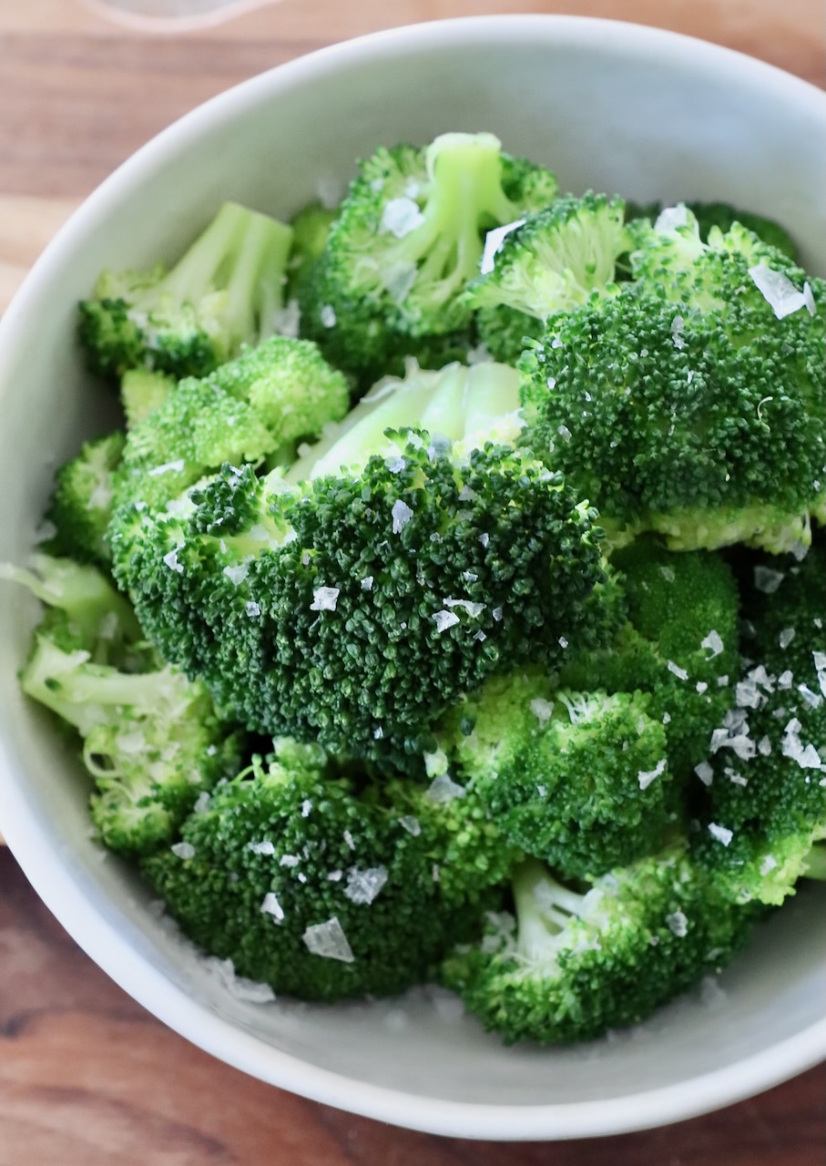 steamed broccoli in bowl
