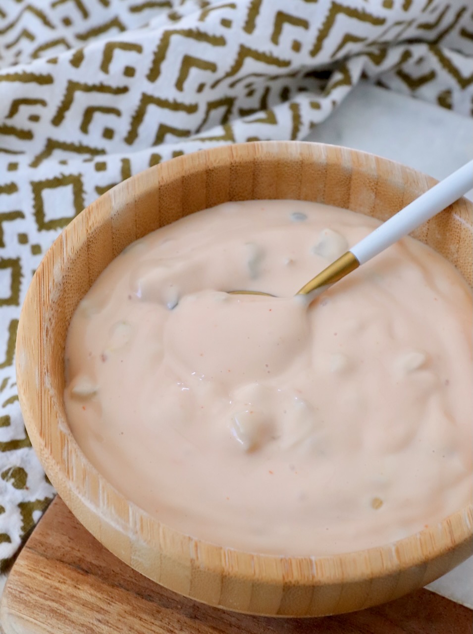 burger sauce in bowl with small spoon