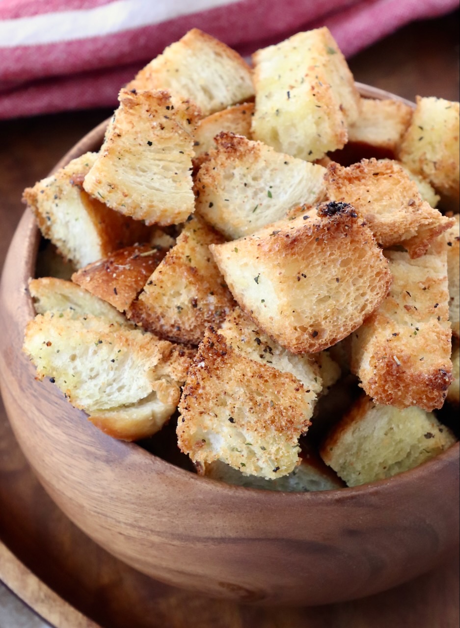 croutons in wood bowl