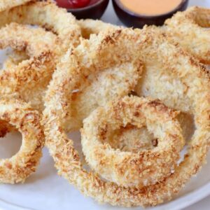 cooked onion rings on plate