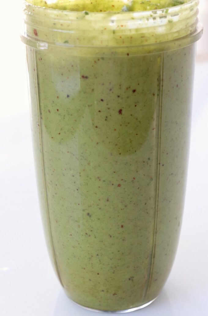 spicy cashew dressing in a blender cup